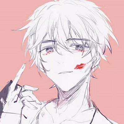 12岁男孩长期刷手机成斗鸡眼